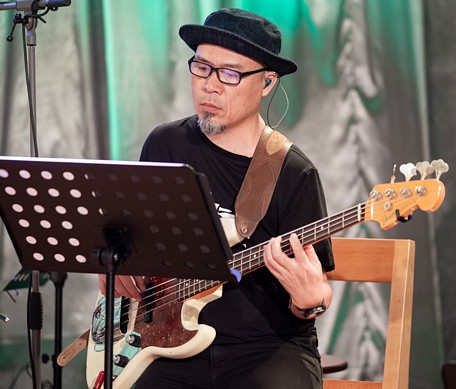 Nhạc sỹ Huy Tuấn cho biết chất lượng âm nhạc luôn là yếu tố được đặt lên hàng đầu. (Ảnh: PV/Vietnam+)