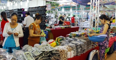 Các phiên chợ hàng Việt Nam đã tạo được dấu ấn tốt cho người tiêu dùng.