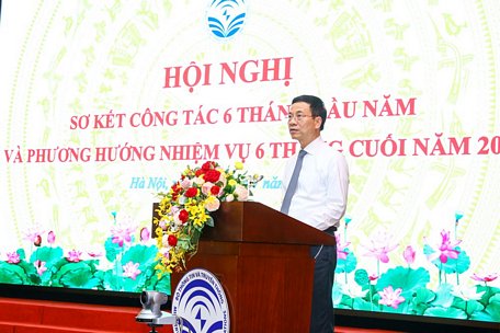 Bộ trưởng Nguyễn Mạnh Hùng phát biểu tại Hội nghị sơ kết. (Ảnh: PV/Vietnam+)