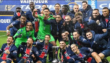 PSG lập kỷ lục của bóng đá Pháp khi lần thứ 10 giành Siêu cúp. Ảnh: Eurosports