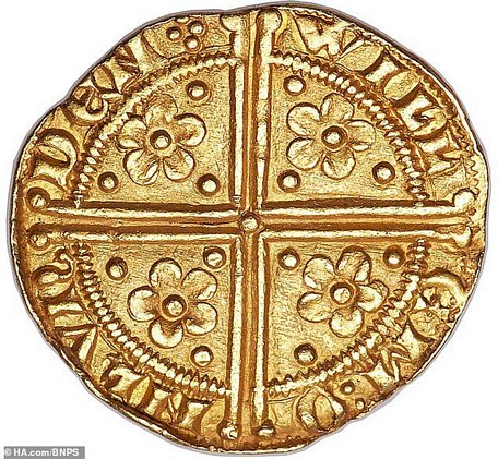 Mặt sau của đồng tiền xu 800 năm tuổi 