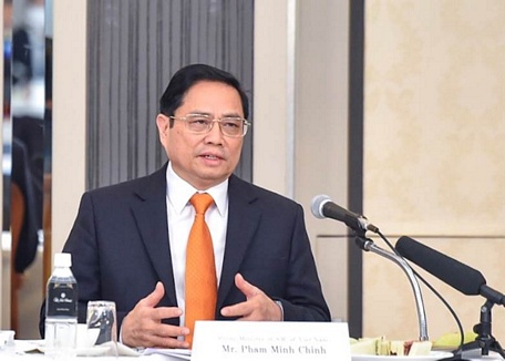 Thủ tướng cho biết: Việt Nam đã có chương trình chuyển đổi số quốc gia tới năm 2025 và định hướng tới năm 2030, với 3 trụ cột về kinh tế số, xã hội số, Chính phủ số. Trong quá trình đó, Việt Nam xác định người dân là trung tâm, là chủ thể. Ảnh: VGP/Nhật Bắc