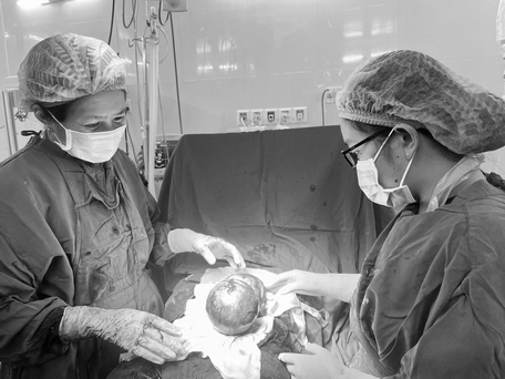 Khối u xơ tử cung được bác sĩ Khoa Sản Bệnh viện Triều An- Loan Trâm bóc tách.
