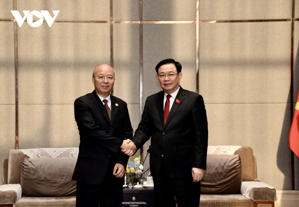 Chủ tịch Quốc hội Vương Đình Huệ tiếp lãnh đạo Tập đoàn Đầu tư Năng lượng Vân Nam