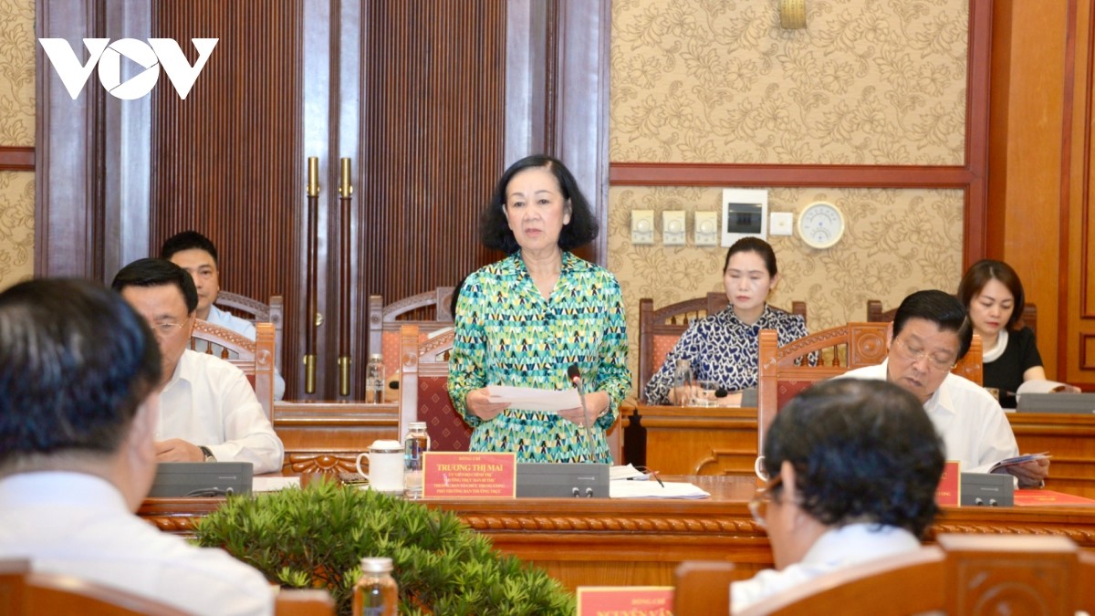 Ủy viên Bộ Chính trị, Thường trực Ban Bí thư, Trưởng Ban Tổ chức Trung ương Trương Thị Mai phát biểu tại phiên họp