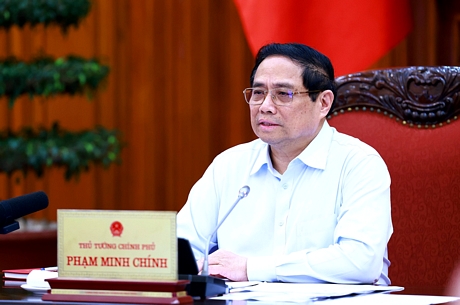 Thủ tướng Phạm Minh Chính: Không để thiếu điện cho sản xuất, kinh doanh, tiêu dùng trong bất kỳ hoàn cảnh nào - Ảnh: VGP/Nhật Bắc