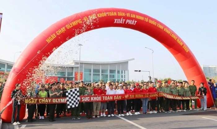 Hơn 4.000 người tham gia lễ phát động Ngày chạy Olympic - Vì sức khỏe toàn dân - Vì an ninh Tổ quốc năm 2026