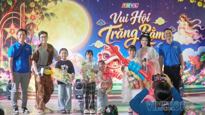 Báo và phát thanh, truyền hình Vĩnh Long tổ chức