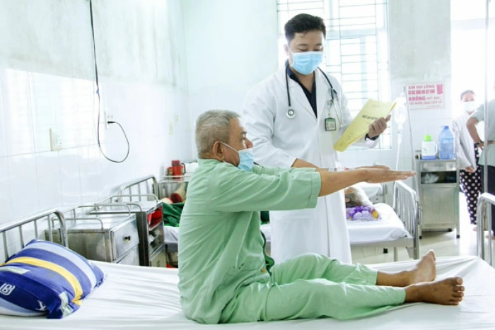 Chủ động tầm soát, cấp cứu đột quỵ trong “giờ vàng”