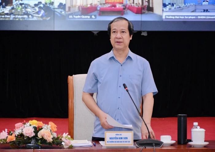 Từ năm học 2026-2027 sẽ thống nhất chung một bộ sách giáo khoa mới
