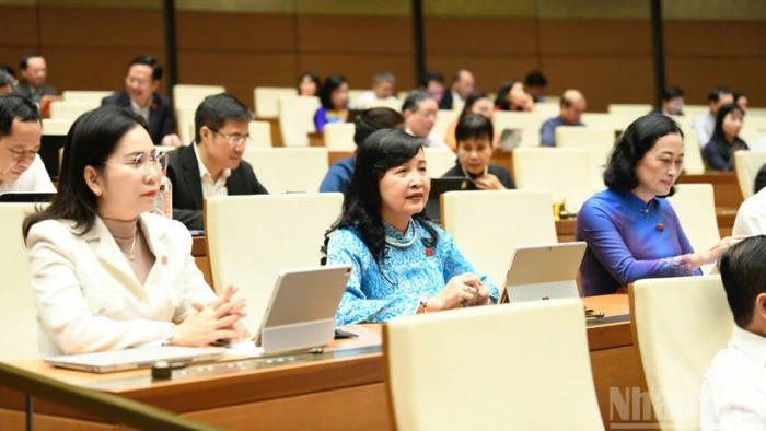 Thông cáo báo chí số 9 Kỳ họp thứ 10, Quốc hội khóa XV