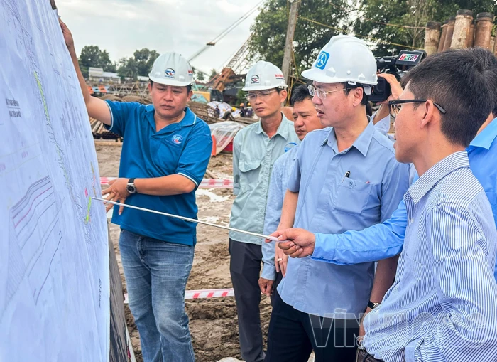 Chủ tịch UBND tỉnh Trần Trí Quang khảo sát thực địa các dự án giao thông
