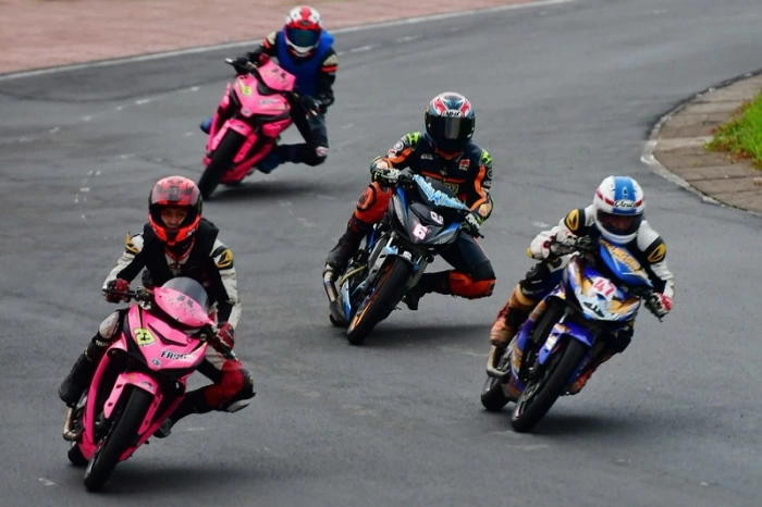 Sôi nổi tranh tài Giải đua xe mô-tô tranh Cup vô địch Quốc gia lần thứ I năm 2025 (chặng 4)