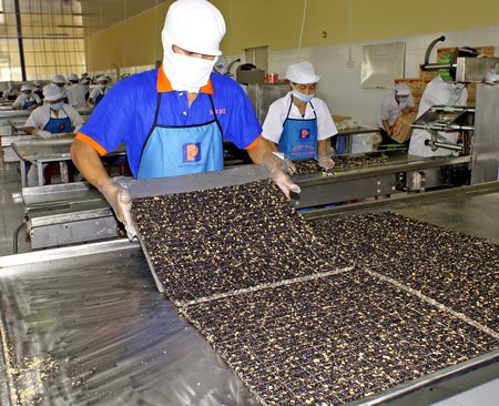 Áp dụng sản xuất sạch hơn vừa tăng lợi nhuận, giảm chi phí cho doanh nghiệp.