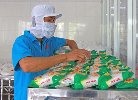 Sản xuất theo hướng sạch hơn giúp cơ sở mở rộng thị trường, được tin dùng hơn.