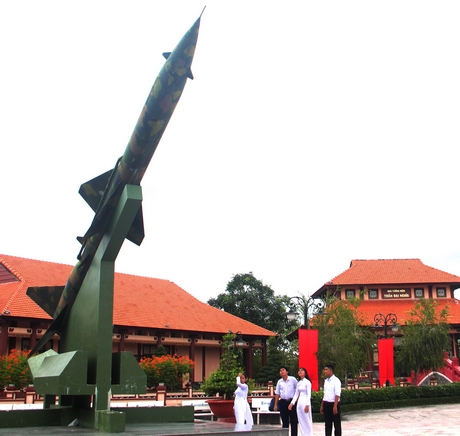 Khu lưu niệm GS.VS Trần Đại Nghĩa là nơi giáo dục truyền thống, khơi dậy niềm tự hào đối với các bạn trẻ hôm nay.